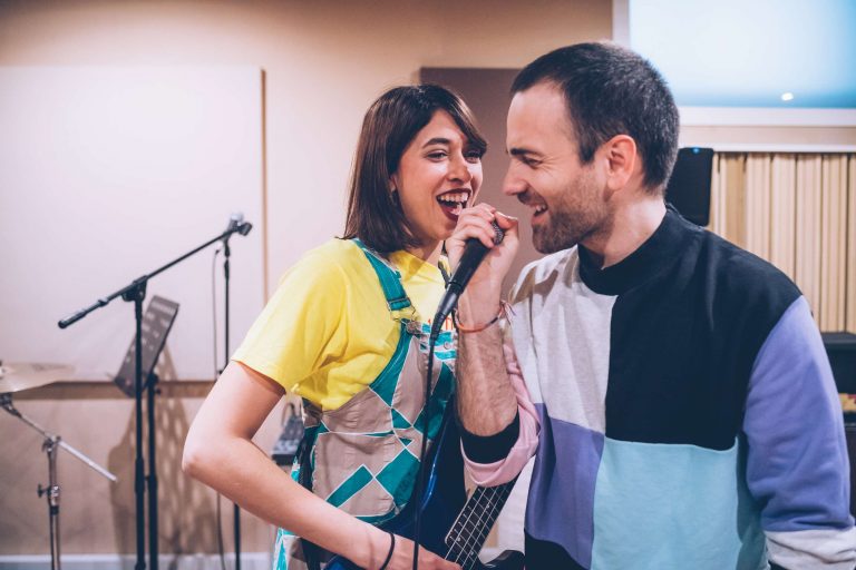 How to Sing Without Fear and Self-Doubt